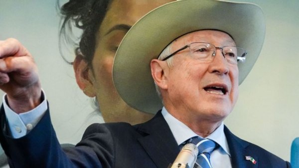 Ken Salazar insta a fortalecer los lazos entre EU y México para mejorar la seguridad en la frontera