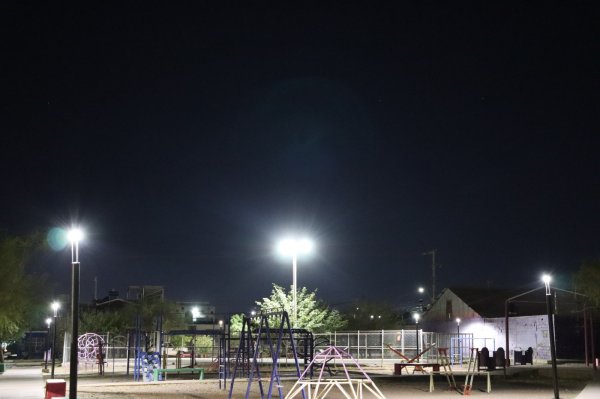 Más de 8 mil 700 chihuahuenses beneficiados con luz LED en parque El Porvenir: Municipio