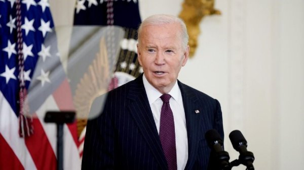 Biden defiende los derechos de las personas trans y lamenta los ataques en su contra