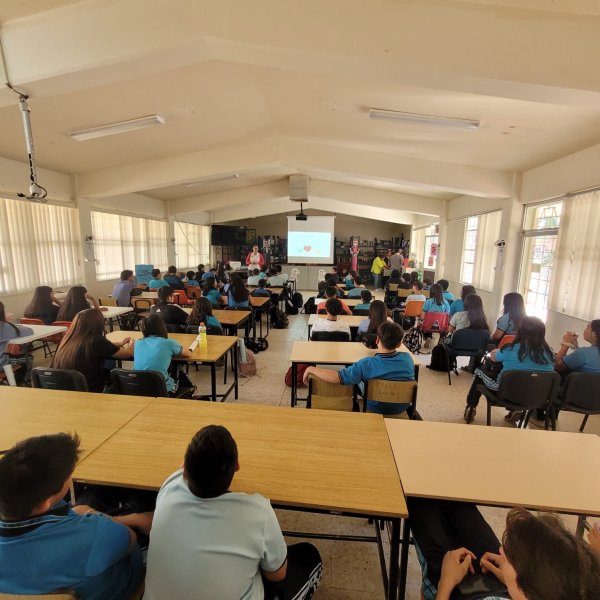 Capacitó Municipio a más de mil 400 estudiantes en prevención de violencia de género