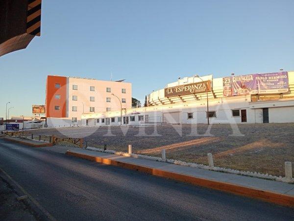 Sin vigilancia la plaza de toros 