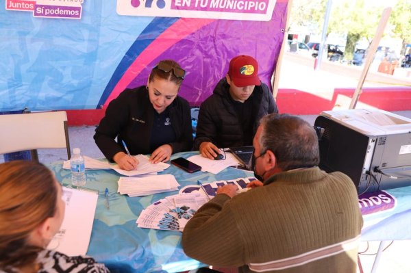 Lleva Fiscalía servicios gratuitos y asesorías a los habitantes de La Campesina