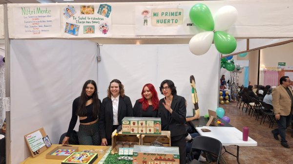 Muestran estudiantes de FEN-UACH, creatividad e innovación en la exposición 