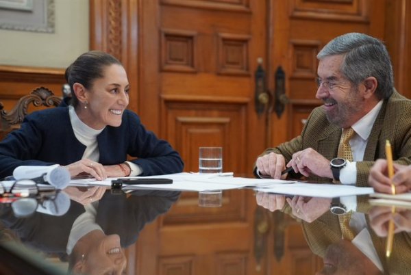 Shienbaum sostiene conversación con Trump tras amenaza de aranceles