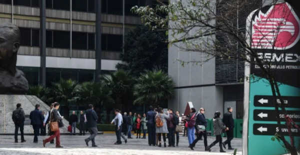 Moody's coloca a Pemex en 