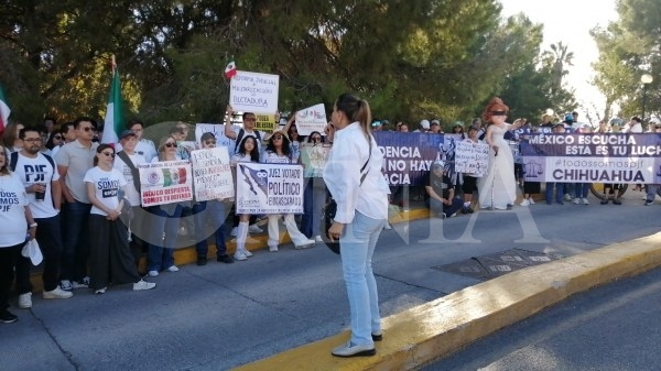 Inician trabajadores de juzgados federales de Chihuahua marcha va la reforma al PJ