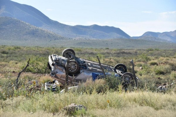 Reportan volcadura en carretera Chihuahua a Juárez; Hay varios heridos