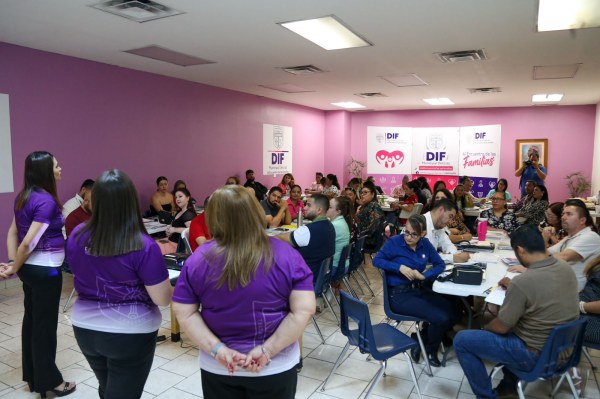 Capacita DIF Delicias a escuelas sobre el Programa de Desayunos Escolares