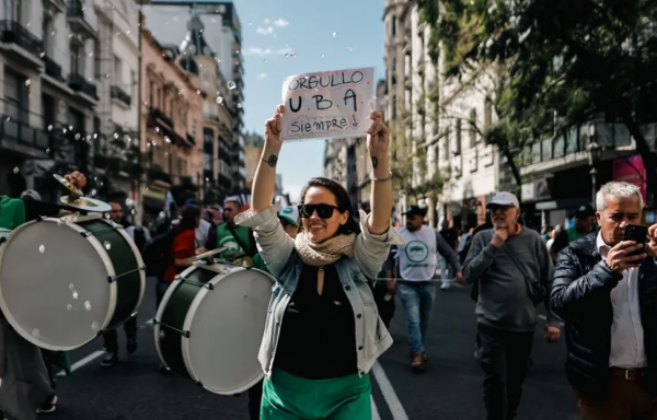 Marchas contra el ajuste de Javier Milei a las universidades públicas en Argentina