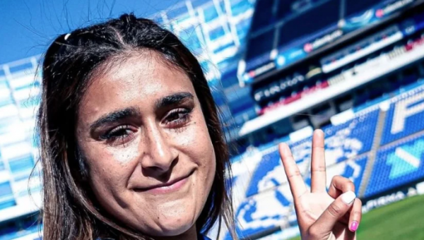 Lucía Yáñez, futbolista del Puebla, se va de México por acoso en redes, el estadio y su domicilio; el club no la apoyó