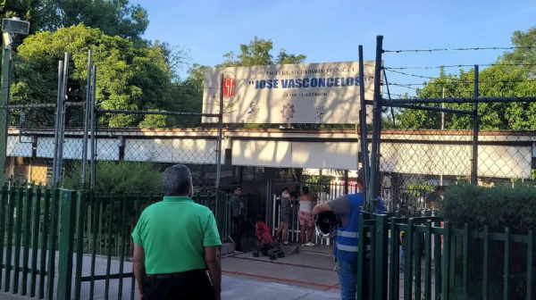 Estudiante tenía dolor en el estómago; murió en su escuela en Guadalajara tras convulsionarse