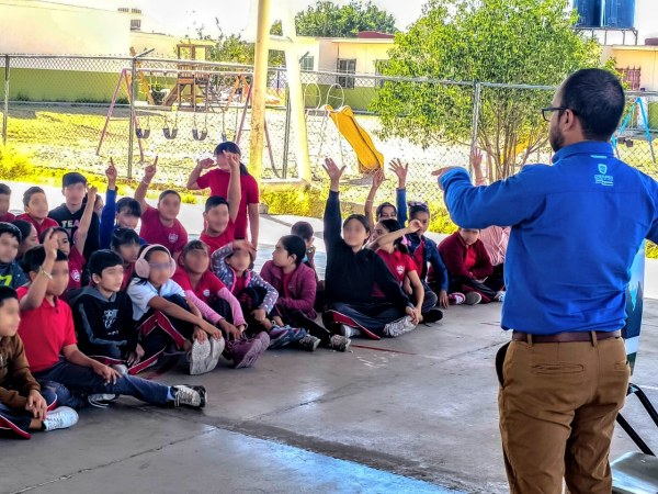 Buscan garantizar el acceso al agua potable a través de la concientización