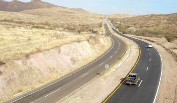 Positivo el anuncio de bacheo de los tramos de carreteras Federales en el Estado: CMIC