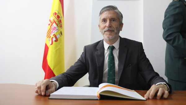 El ministro de Interior de España comparecerá en el Senado por un caso de corrupción