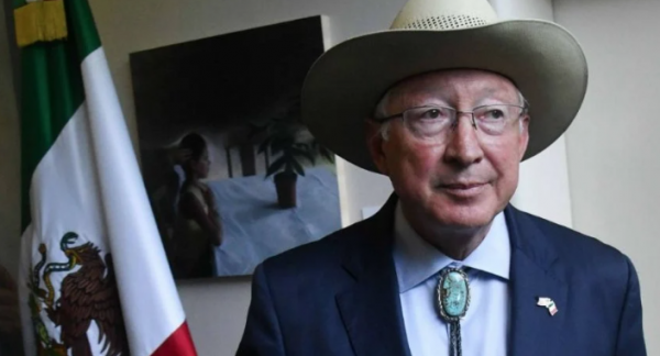 Gobierno de Sheinbaum le pone límites al embajador Ken Salazar: todo se hará a través de la Cancillería