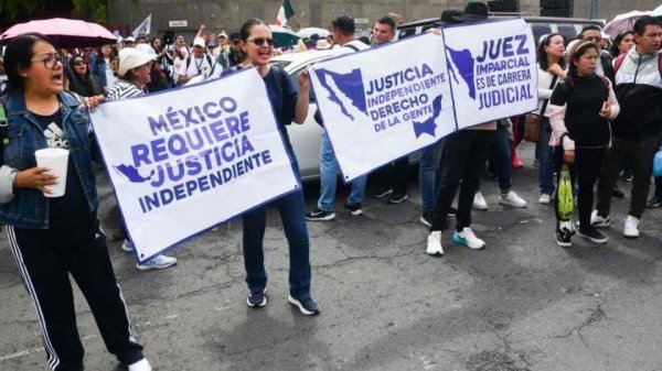 Trabajadores del PJF anuncian que continuarán el paro de labores de manera indefinida