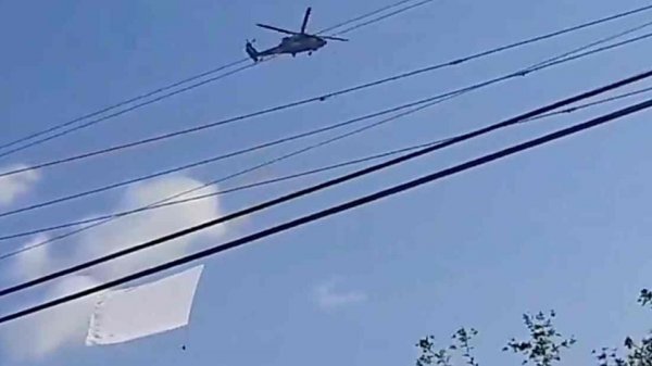 Helicóptero militar sobrevuela Culiacán con bandera blanca; fue preparativo para evento de beisbol, dicen autoridades