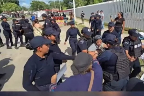 Repliegan policías a madres buscadoras; colectivo denuncia represión (video)