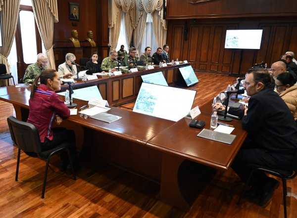 Sheinbaum descarta reunirse con la oposición: “yo voy a estar dialogando con el pueblo”