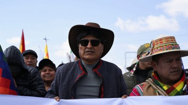 Citan a Evo Morales a declarar como testigo por la muerte de civiles en 2019, año en que renunció