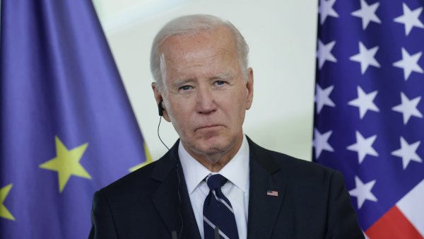 Biden insiste en mantener el apoyo a Ucrania