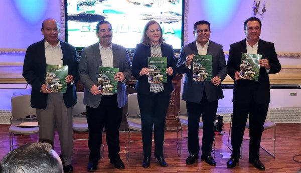 Presentan CDE PRI y Fundación Colosio el libro 