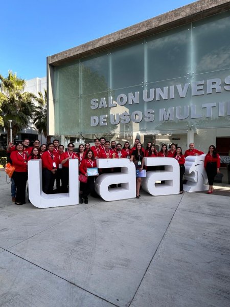 Estudiantes de FCA de la UACH triunfan en 