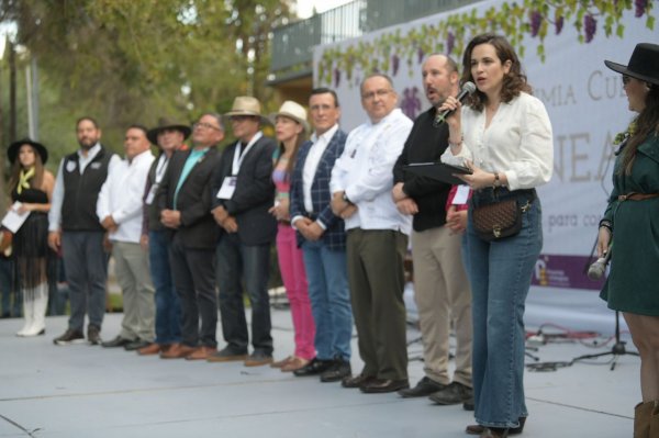 Realiza la UACH su primera Vendimia Cultural Universitaria 