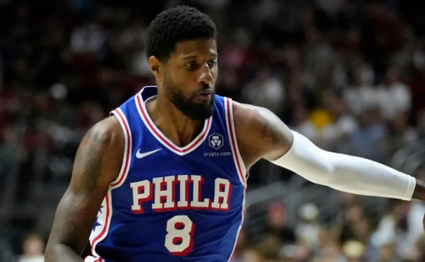 NBA: 76ers inician la temporada con sus dos estrellas lesionadas