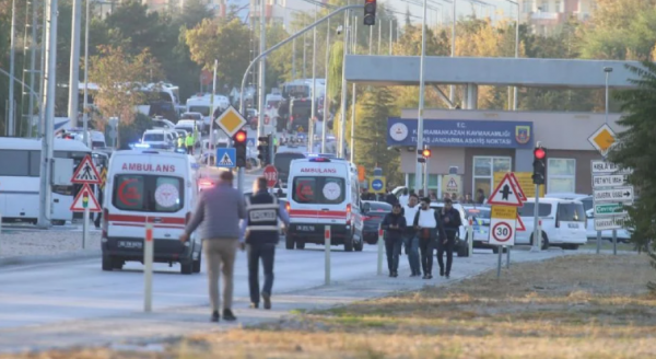 Atentado terrorista en fábrica de armamento militar en Turquía deja varios muertos y heridos