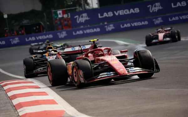 Carlos Sainz se lleva el Gran Premio de México