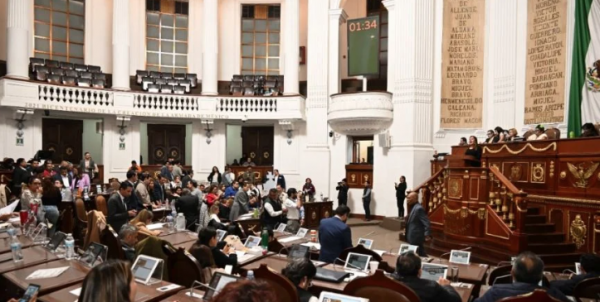 En menos de 12 horas, 10 congresos aprueban la minuta de supremacía legislativa