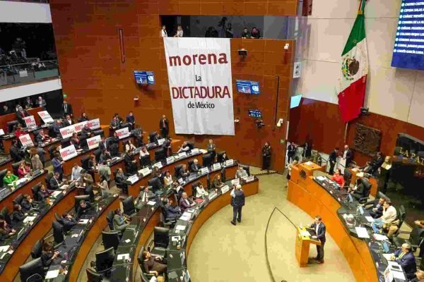 A menos de 24 horas de su aprobación, 23 congresos estatales avalan “supremacía constitucional”