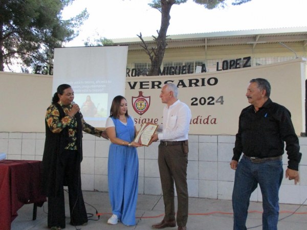 Lleva FGE plática “Educar a los Padres para no perseguir a los hijos” en Jiménez