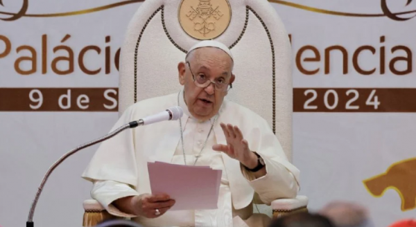 El abuso sexual de un obispo ganador del Nobel de la Paz que complicó la visita del papa Francisco a Timor Oriental