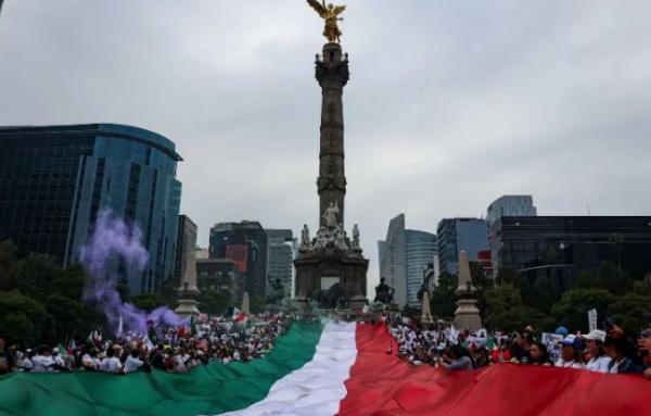 Batean a la Corte y van por redondeo en Senado