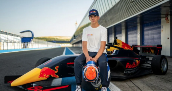 El mexicano Ernesto Rivera se une a ‘cantera’ de pilotos de Red Bull: “Mi objetivo es ser campeón del mundo de F1”