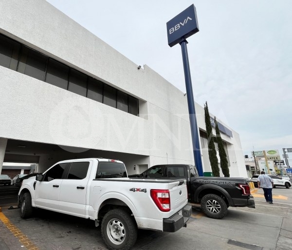 Asaltan a hombre al salir de Bancomer Universidad