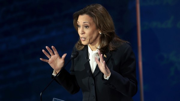 Kamala Harris promete ir contra el Cártel de Sinaloa si gana