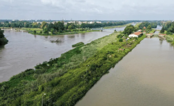 Declaran tres provincias de Polonia en zona catastrófica por lluvias; han muerto 4 personas