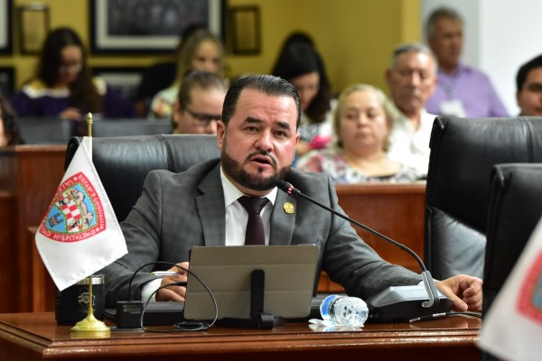 Diputado Óscar Avitia impulsa la transformación de la Educación Media Superior en Chihuahua en beneficio de la juventud