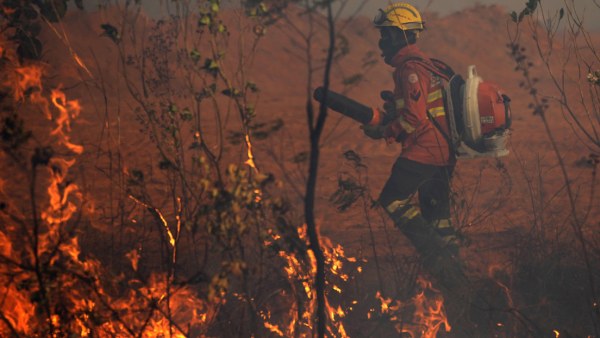 Los voraces fuegos inauguran una nueva era de 'megaincendios' en Brasil