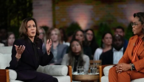 Harris busca el impulso de Oprah como parte de su estrategia de medios digitales