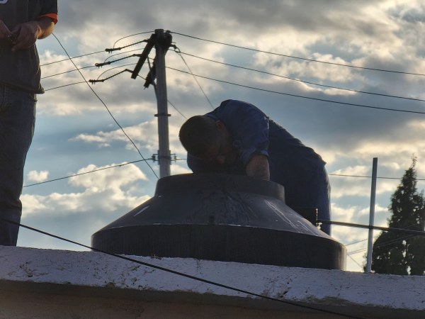 Repara JMAS Chihuahua fugas en viviendas de 200 habitantes de la colonia Vicente Güereca