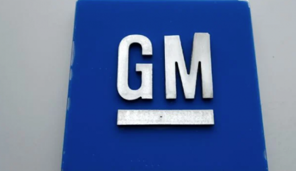 GM llama a revisión más de 449 mil camionetas por problema con testigo de fluido de frenos