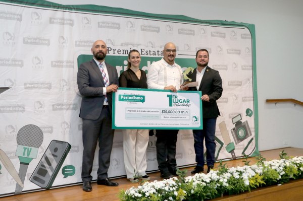 Entrega CEDH Premio Estatal de Periodismo en Derechos Humanos