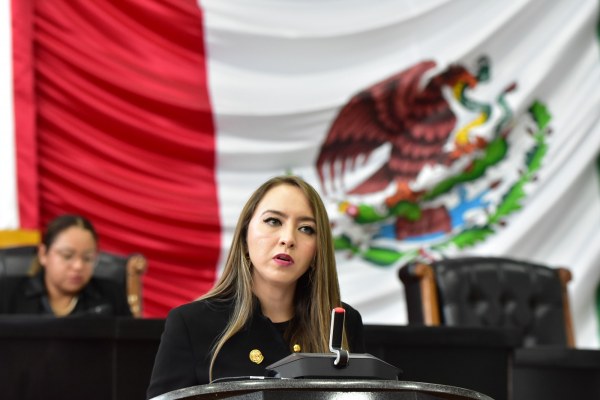 Exige Carla Rivas a la Federación que invierta en un nuevo IMSS en Chihuahua