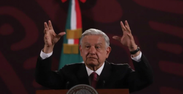 AMLO respalda a Sheinbaum tras no invitar al rey Felipe VI a la investidura