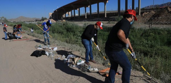 Más de 100 voluntarios de México y EU limpian 5 kilómetros del Río Bravo