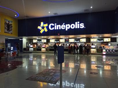 Chihuahuenses llenan salas Cinépolis para la final de LCDF